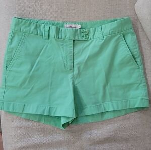 Vineyard Vines Green Shorts Size 10